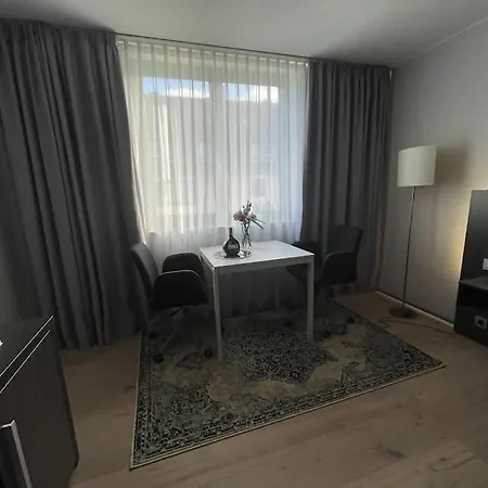 Gemuetliches 778 Naehe Medienhafen S-bahn Und Free Parken * Düsseldorf