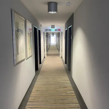 Gemuetliches 778 Naehe Medienhafen S-bahn Und Free Parken Apartmán Düsseldorf