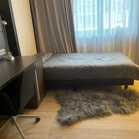 Gemuetliches 778 Naehe Medienhafen S-bahn Und Free Parken Apartment Dusseldorf