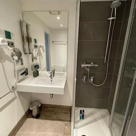 Gemuetliches 778 Naehe Medienhafen S-bahn Und Free Parken