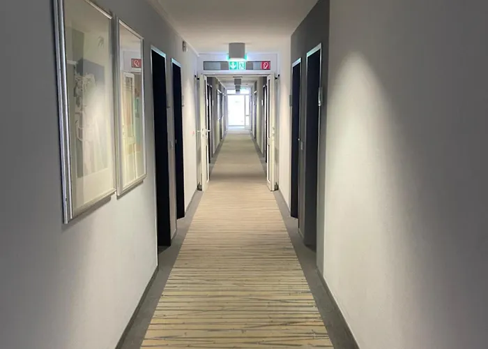 Gemuetliches 778 Naehe Medienhafen S-bahn Und Free Parken Apartment Dusseldorf